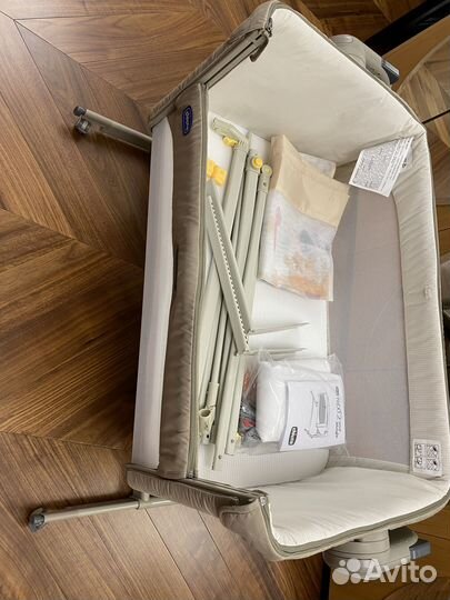 Кроватка chicco next2me + защитный бортик 200 см