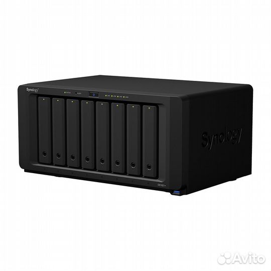 Сетевое хранилище (NAS) Synology DS1821+