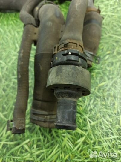 Патрубок системы охлаждения Volkswagen Polo седан