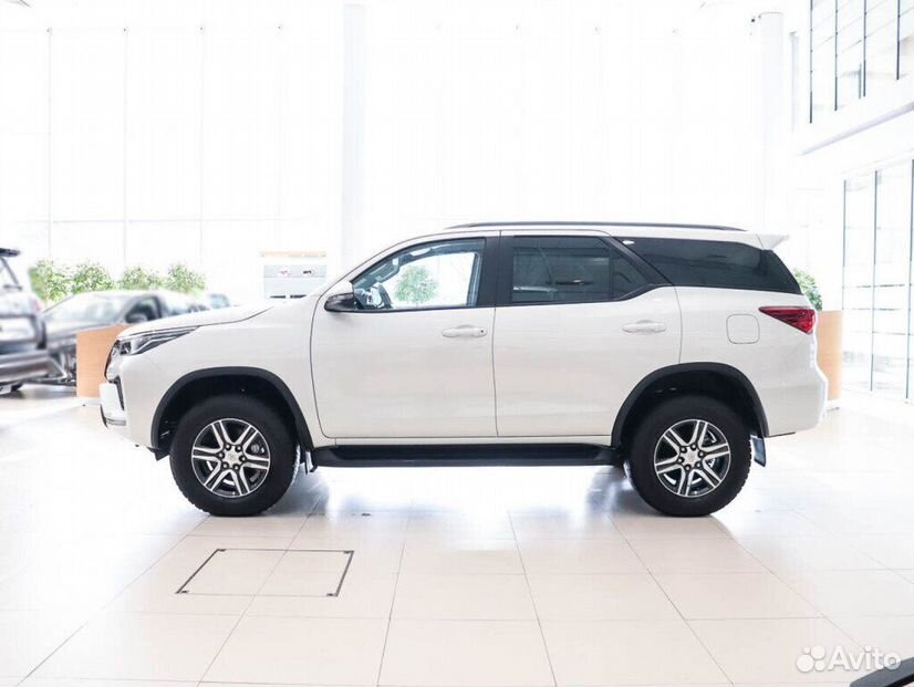 Toyota Fortuner 2.7 AT, 2022