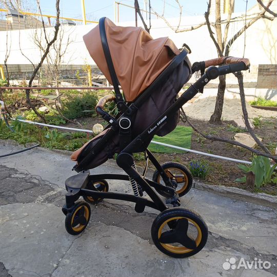 Коляска 3 в 1 с автолюлькой