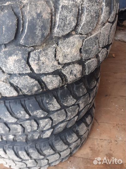 Kumho Road Venture MT51 235/75 R15