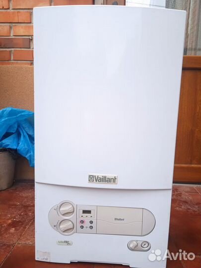 Конвекционный газовый котел Vaillant turboTEC pro