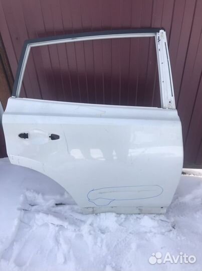 Дверь задняя правая toyota rav 4 CA40