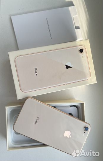 Телефон iPhone 8 64GB