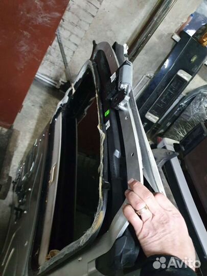 Люк на ренж ровер вог 3