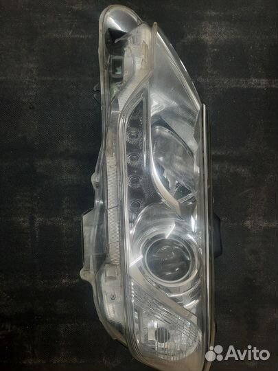 Фара передняя левая на Tayota Camry