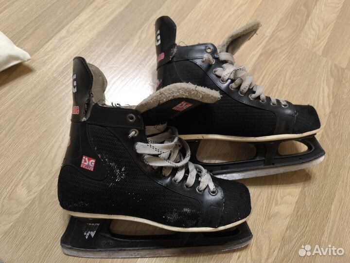 Коньки 42 размер