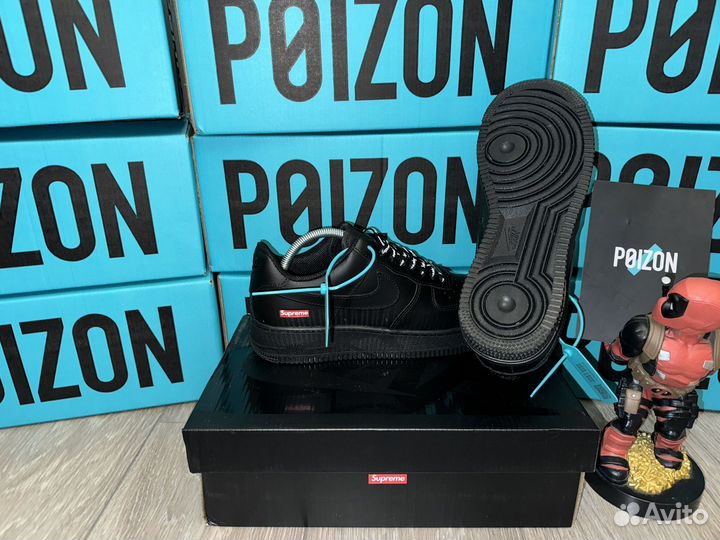 Nike air force 1 supreme black poizon