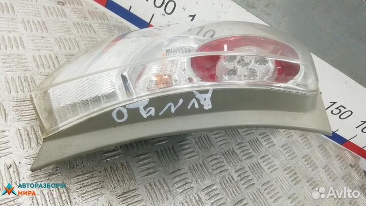 Фонарь задний левый Toyota Verso 2011