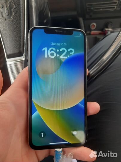 iPhone X, 256 ГБ