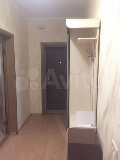 2-к. квартира, 60 м², 3/3 эт.