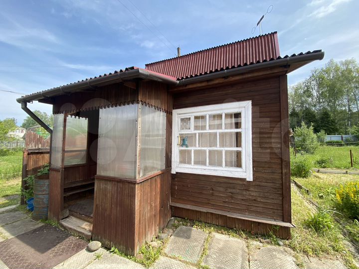 Дача 37 м² на участке 4 сот.