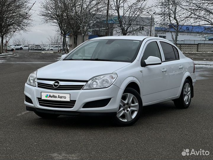 Opel Astra 1.8 AT, 2013, 156 800 км