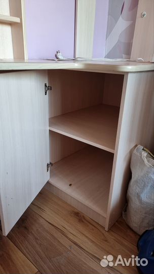 Стол письменный