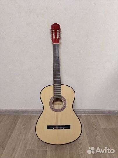 Гитара классическая