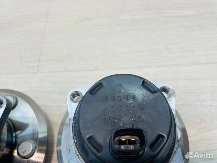 Ступица задняя Toyota Avensis 250