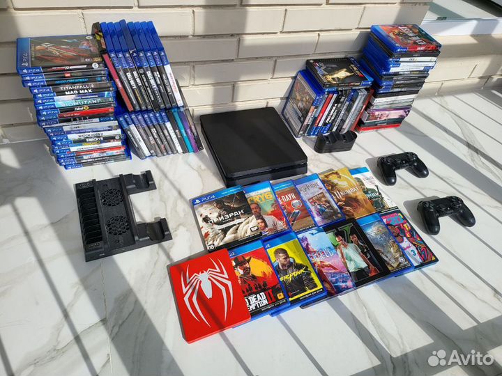 Sony PS4 slim 1tb+170 игр