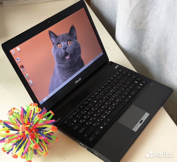 Ноутбук asus/4ядра/как новый