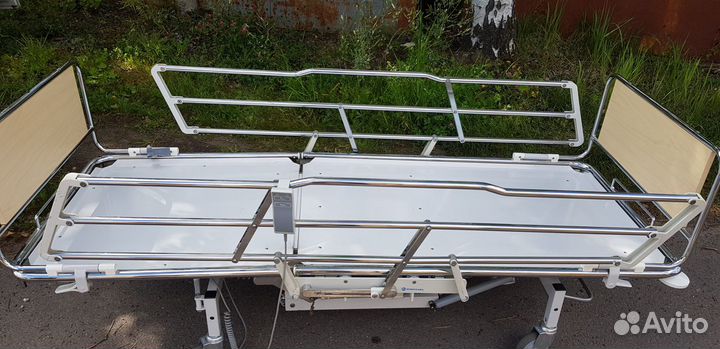 Кровать медицинская