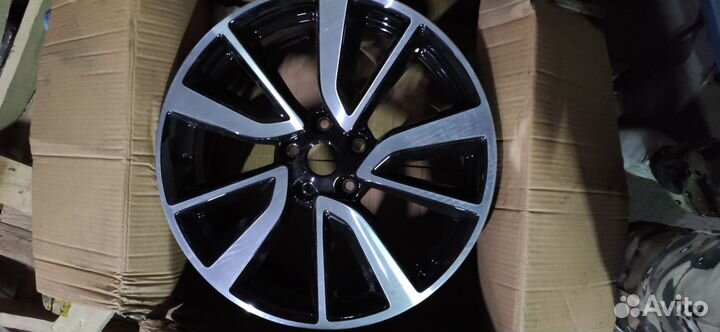 Оригинальный диск литой Qashqai, X-Trail R19