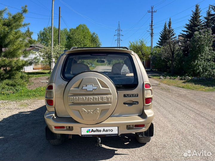 Chevrolet Niva 1.7 МТ, 2004, 186 655 км