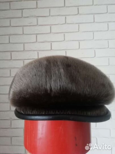 Меховая мужская кепка