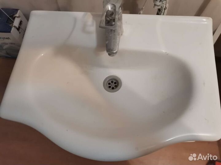 Тумба и раковина ванную бу