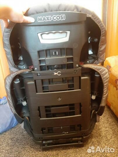 Детское автокресло maxi cosi