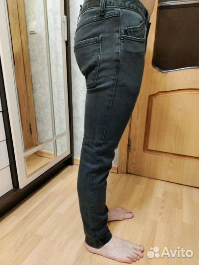Джинсы мужские зауженные