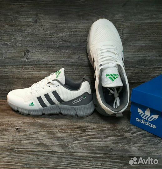 Кроссовки Adidas белые мужские артикул 8790