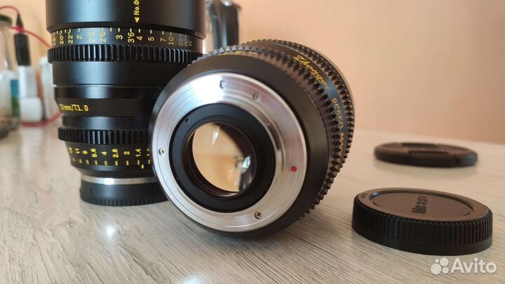 Zhongyi Mitakon Speedmaster 35 mm T1.0 MFT