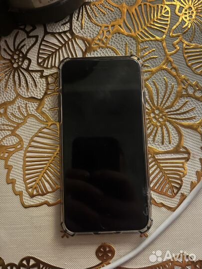 iPhone SE (2020), 128 ГБ