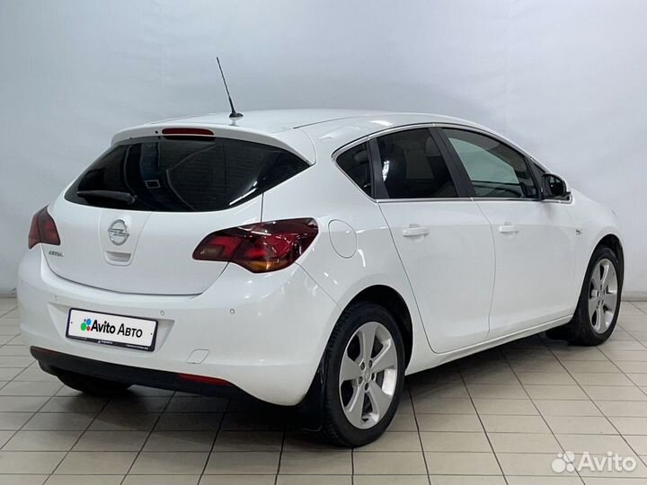 Opel Astra 1.6 МТ, 2012, 195 957 км