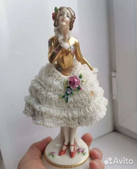 Фарфоровая статуэтка. Volkstedt