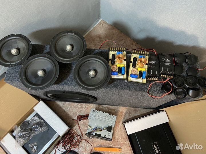 Аудиосистема в машину