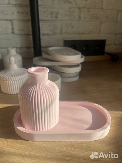 Набор из гипса (поднос и ваза)
