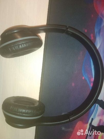 Беспроводные наушники JBL S460