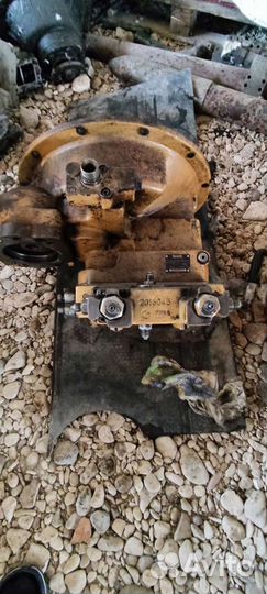 Гидромотор на эксковатор