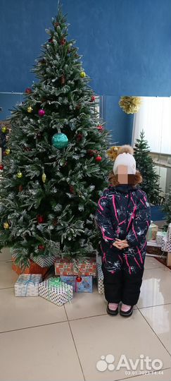 Зимний комбинезон для девочки