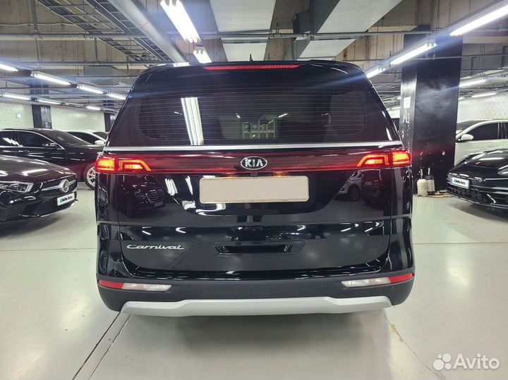 Kia Carnival 2.2 AT, 2020, 31 000 км