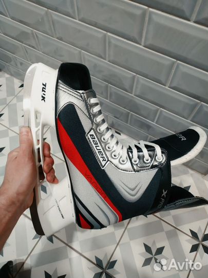 Хоккейные коньки bauer 44,5р CCM,graf,nike,reebok