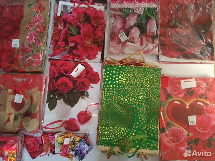 Подарочные пакеты бумажные