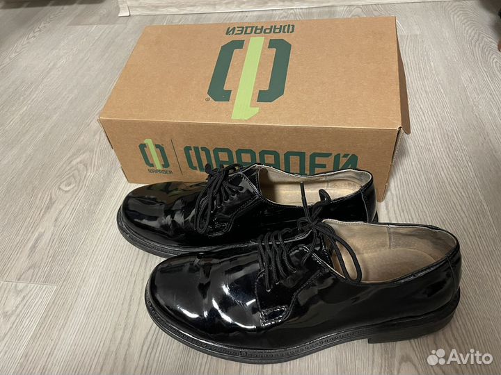 Лабутены лакированные