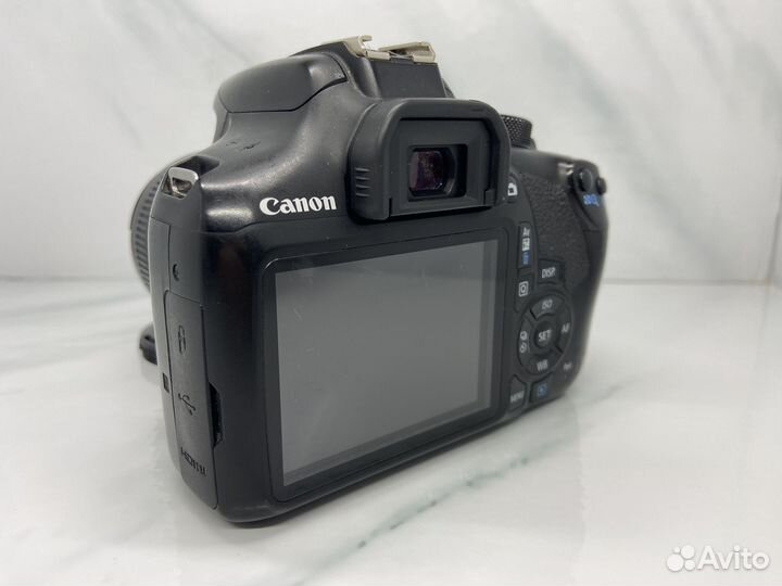 Зеркальный фотоаппарат Canon 1300D + 18-55mm