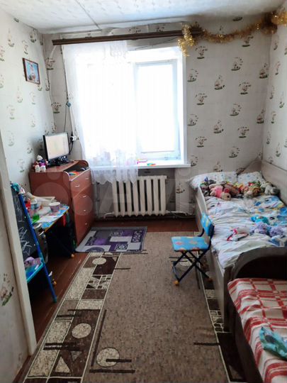 3-к. квартира, 60 м², 3/3 эт.