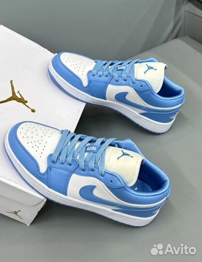 Кроссовки Air Jordan 1 low university blue