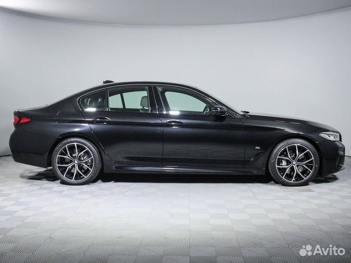 BMW 5 серия 3.0 AT, 2022, 14 978 км