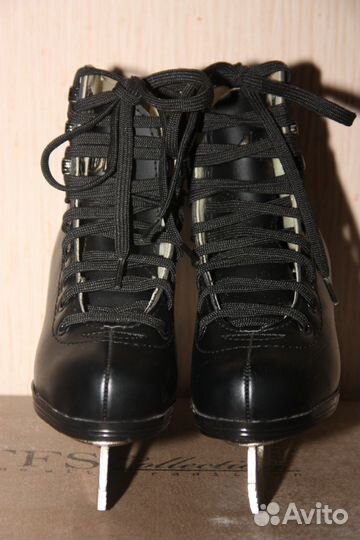 Детские коньки фирмы Atemi черные размер 28