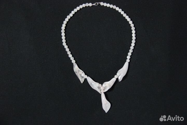 Колье розовый кварц каны цветы бусы камень